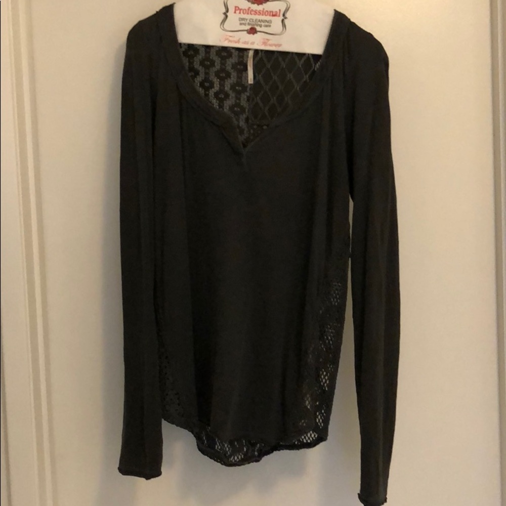 Charcoal gray love sleeve T